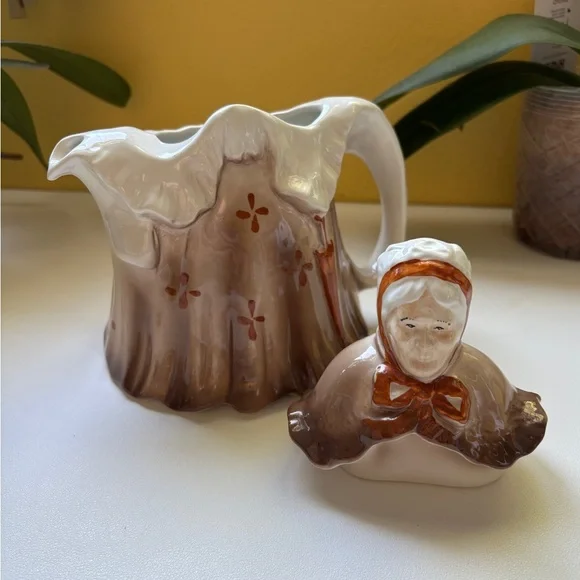 Little Old Lady Teapot Made in England 1930s Antique - Picture 12 of 14